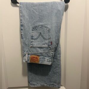 LEVI’S HW straight jeans
